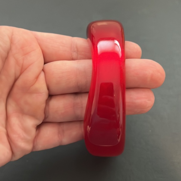 Vintage Plastic Bangle Bracelet, Red, Translucent, White, Retro, Boho - Picture 5 of 9
